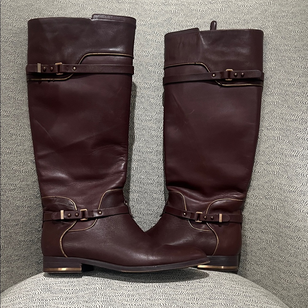 BCBGMaxAzria Women's Burgundy Winter Boots